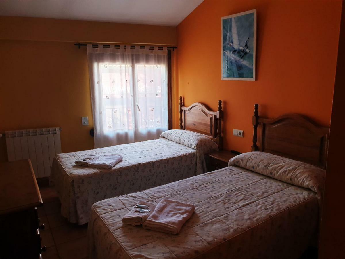 Hotel Torres de Albarracín מראה חיצוני תמונה